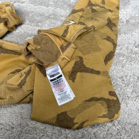 Gymshark Adapt Camo Seamless Legging - Picture 2 of 6